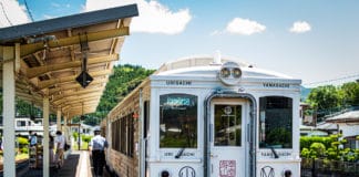 A Railway Cruise Along Kyushu’s Pacific Coast – The Umisachi Yamasachi Sightseeing Train